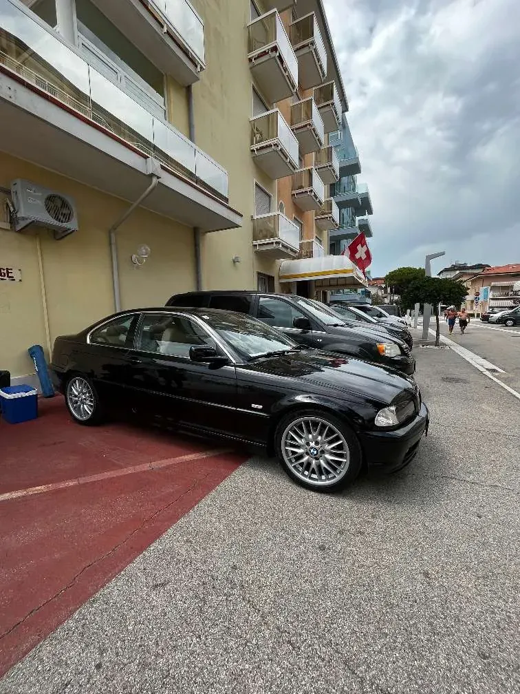 BMW 3 Series 2002 photo 3
