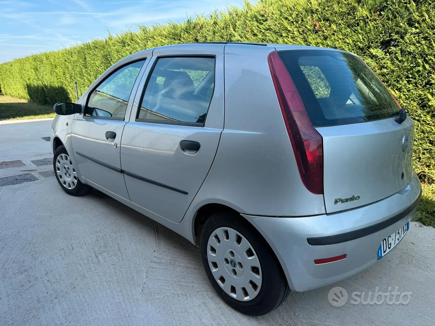 Fiat Punto 2007 photo 2