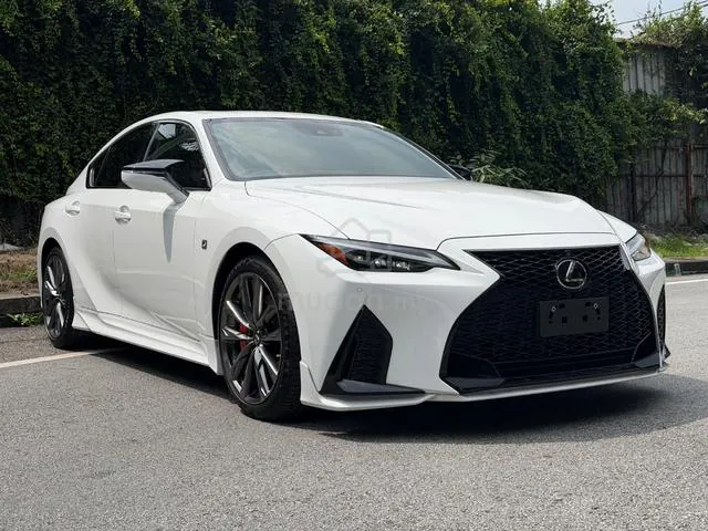 Lexus Is300