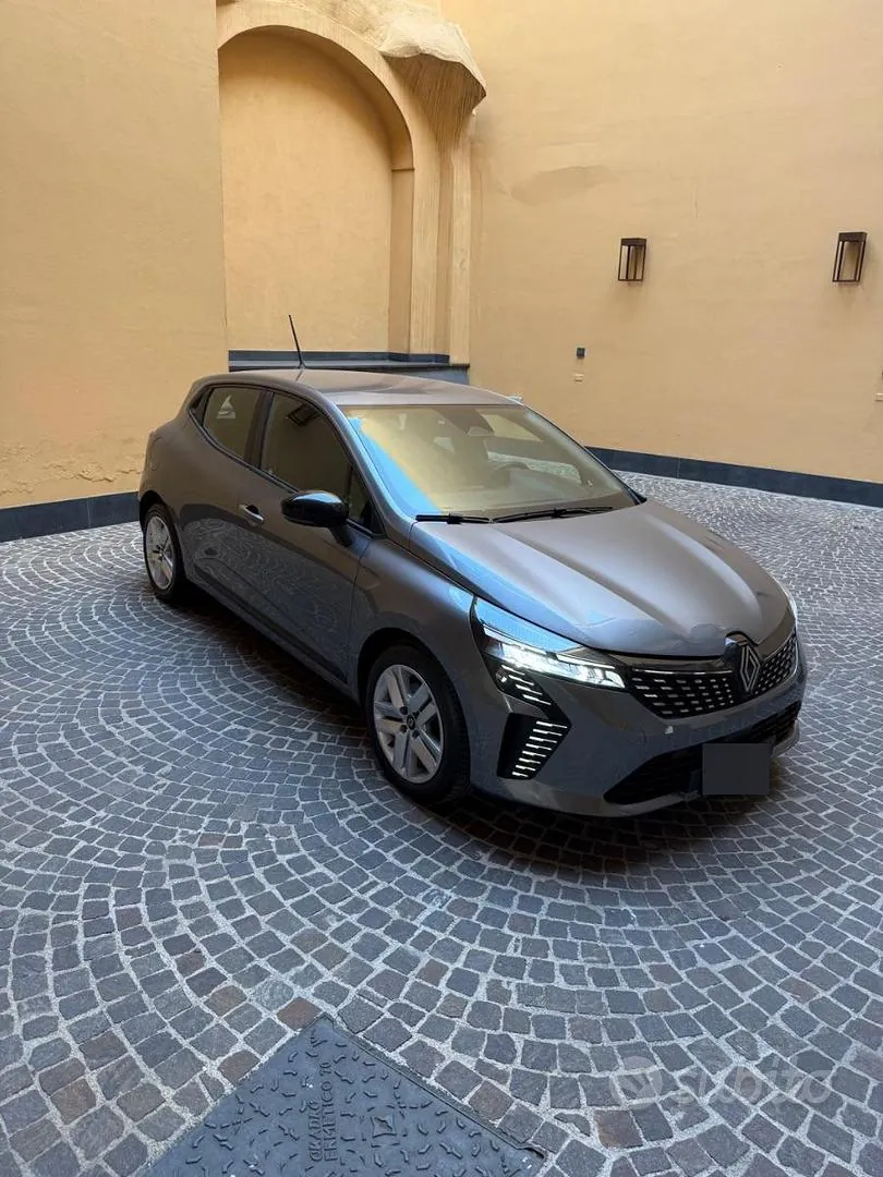 Renault Clio 2025 photo 3
