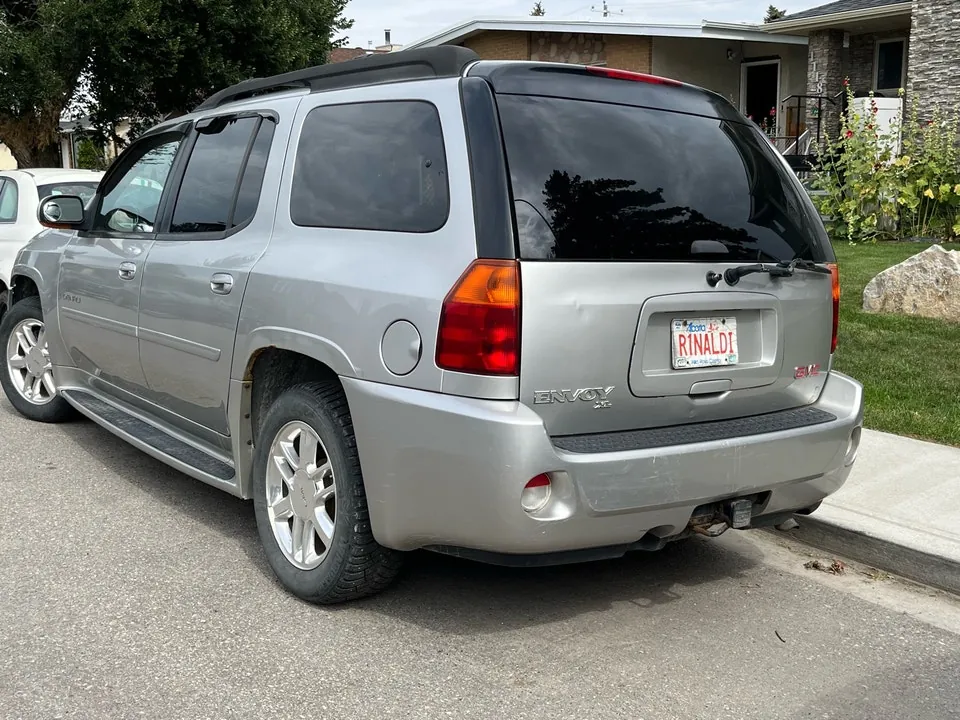 GMC Envoy 2005 photo 3