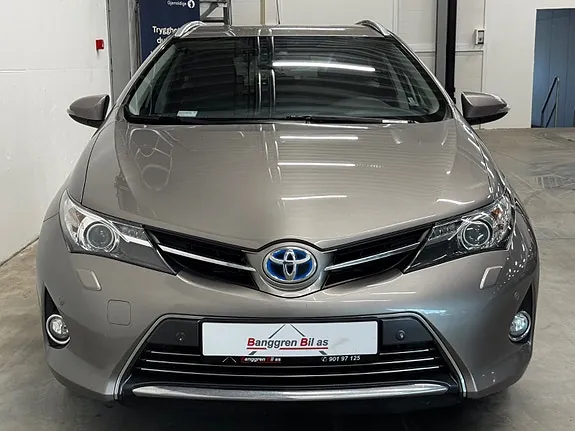 Toyota Auris 2014 photo 3