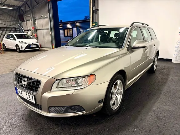 Volvo V70 2012 photo 4