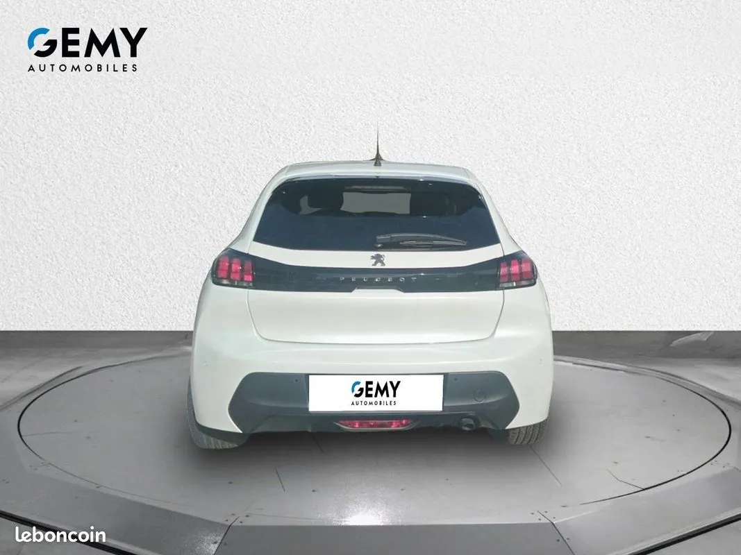 Peugeot 208 2022 photo 5
