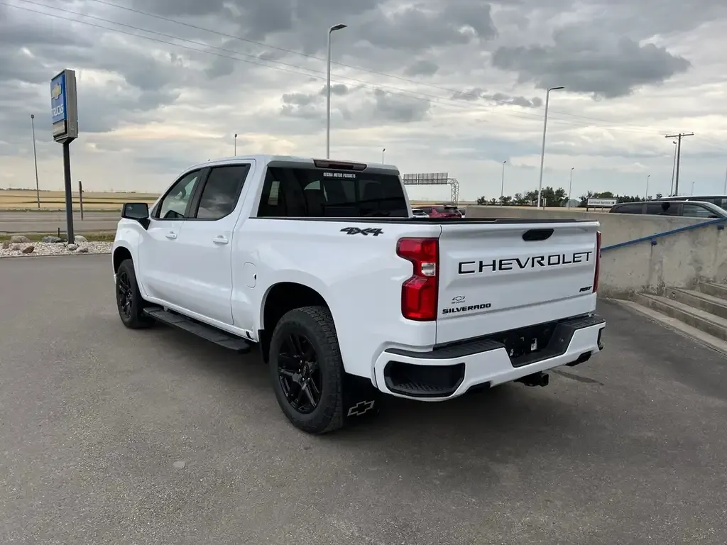 Chevrolet Silverado 1500 2026 photo 3