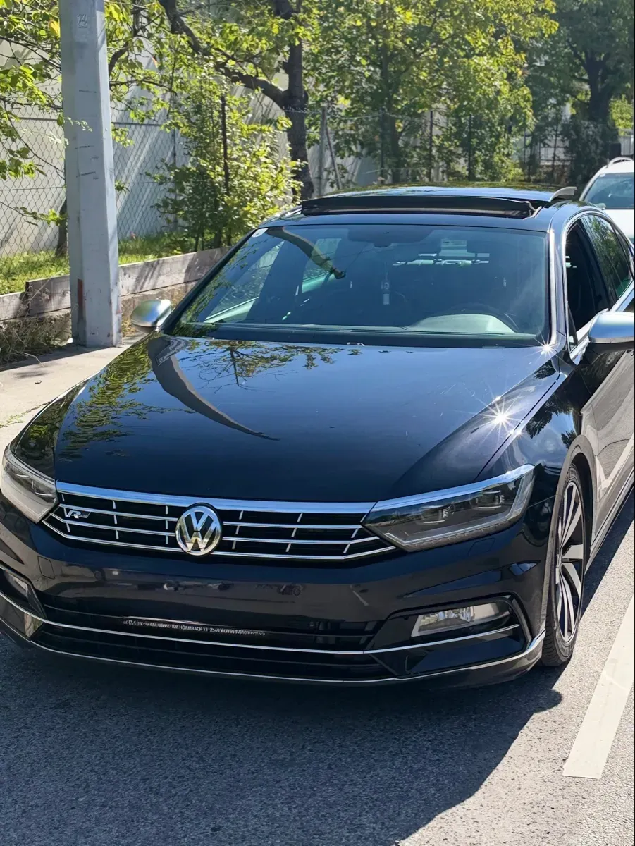 Volkswagen Passat 2018 photo 2