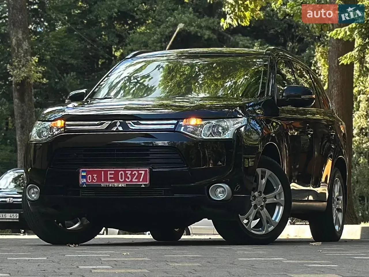 Mitsubishi Outlander 2013 photo 5