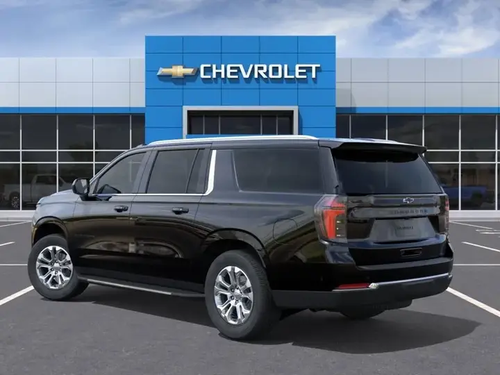 Chevrolet Suburban 2026 photo 3