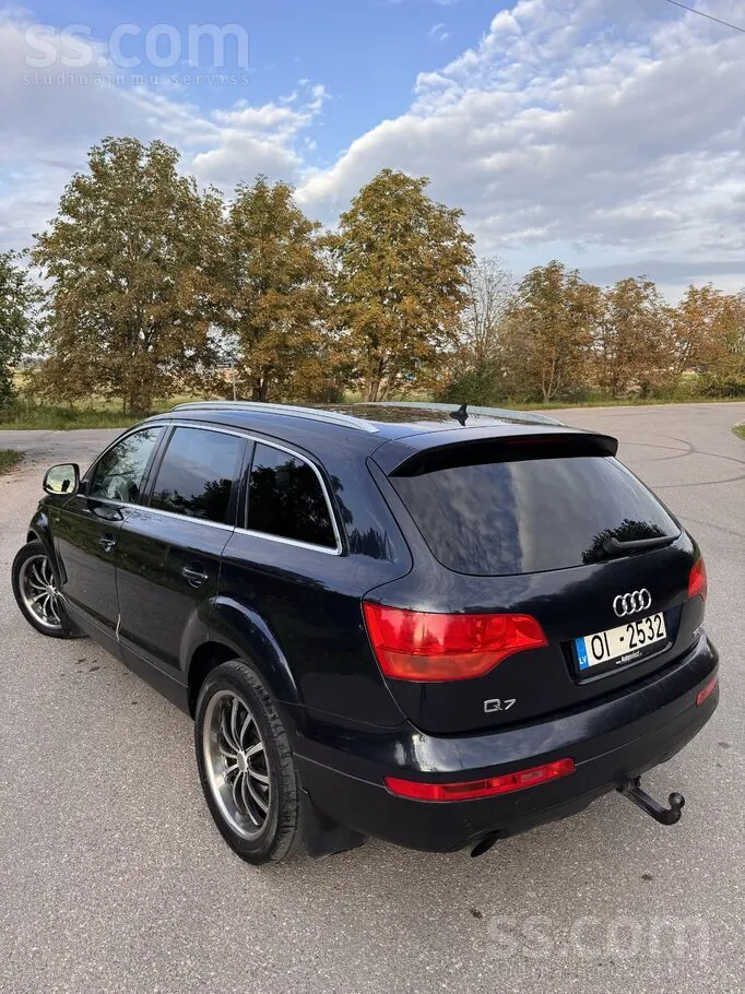 Audi Q7 2006 photo 3