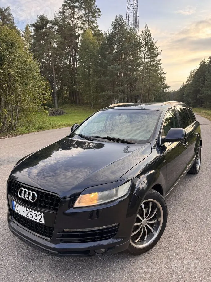Audi Q7 2006 photo 2