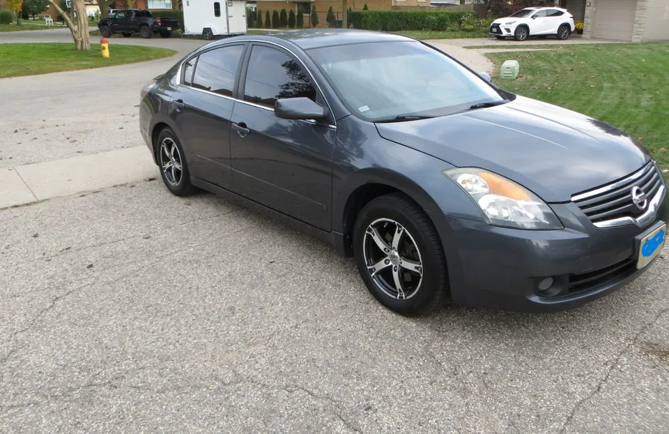 Nissan Altima 2009 photo 4