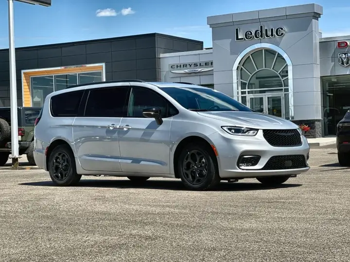 Chrysler Pacifica
