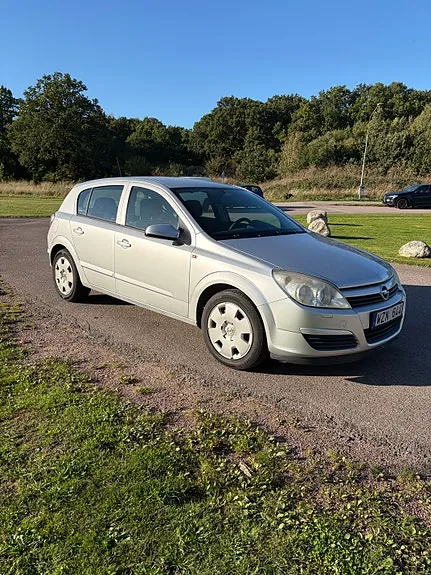 Opel Astra 2005 photo 2