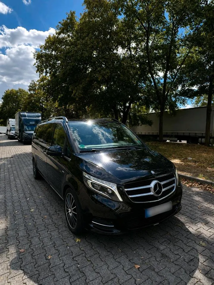 Mercedes-Benz V-Class