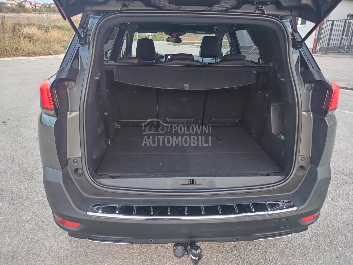 Peugeot 5008 2017 photo 5