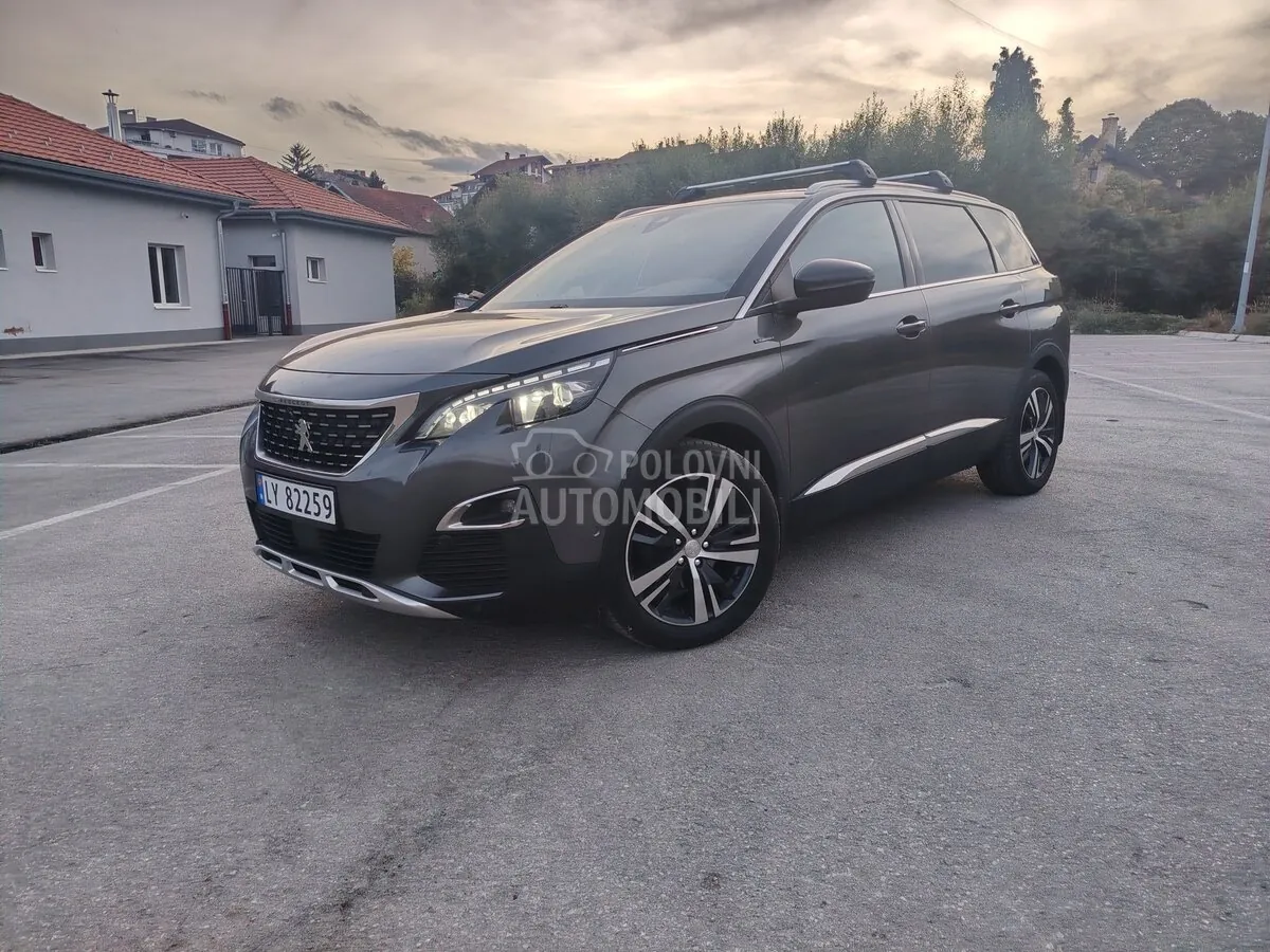 Peugeot 5008