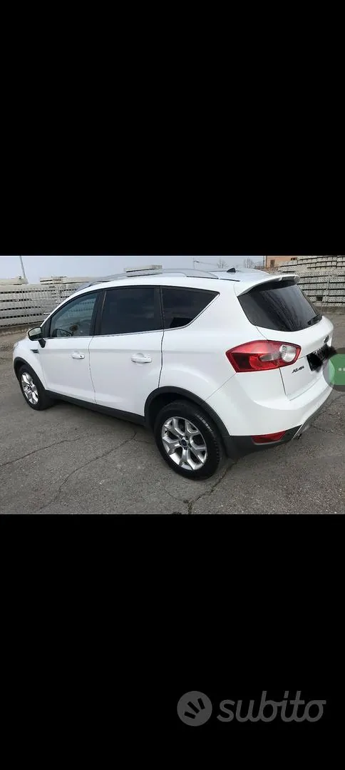 Ford Kuga 2011 photo 4