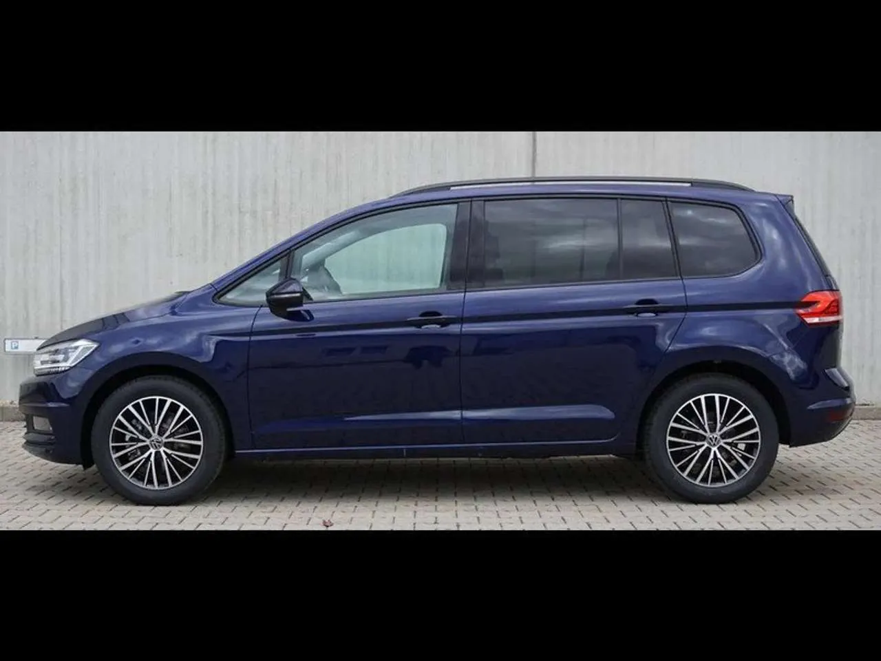 Volkswagen Touran 2025 photo 5