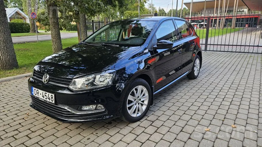 Volkswagen Polo 2011 photo 2