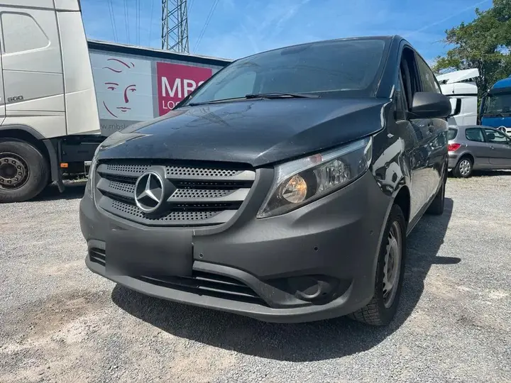 Mercedes-Benz Vito
