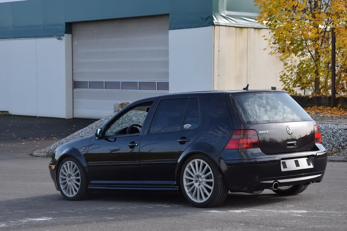 Volkswagen Golf 2002 photo 3