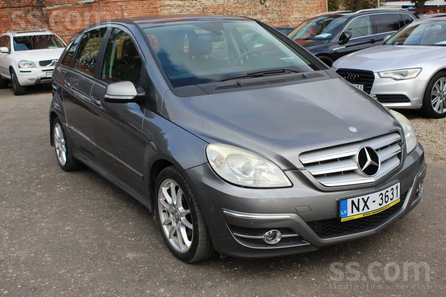 Mercedes-Benz B200