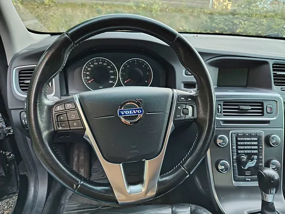 Volvo V60 2012 photo 5