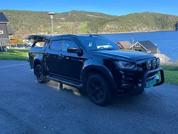 Isuzu D-Max 2023 photo 5