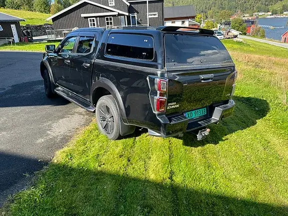 Isuzu D-Max 2023 photo 3