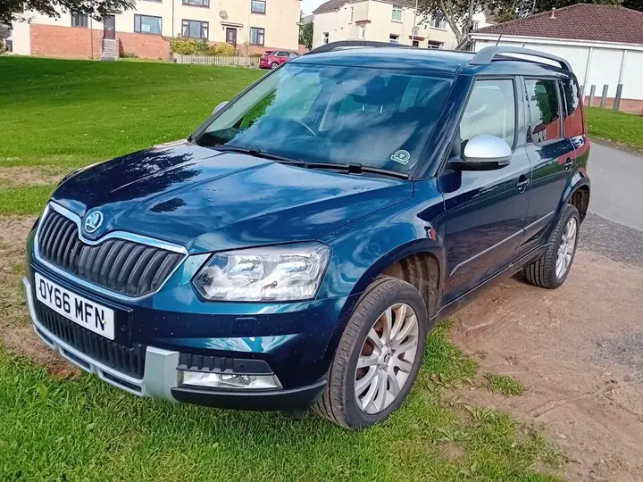 Skoda Yeti 2016 photo 2