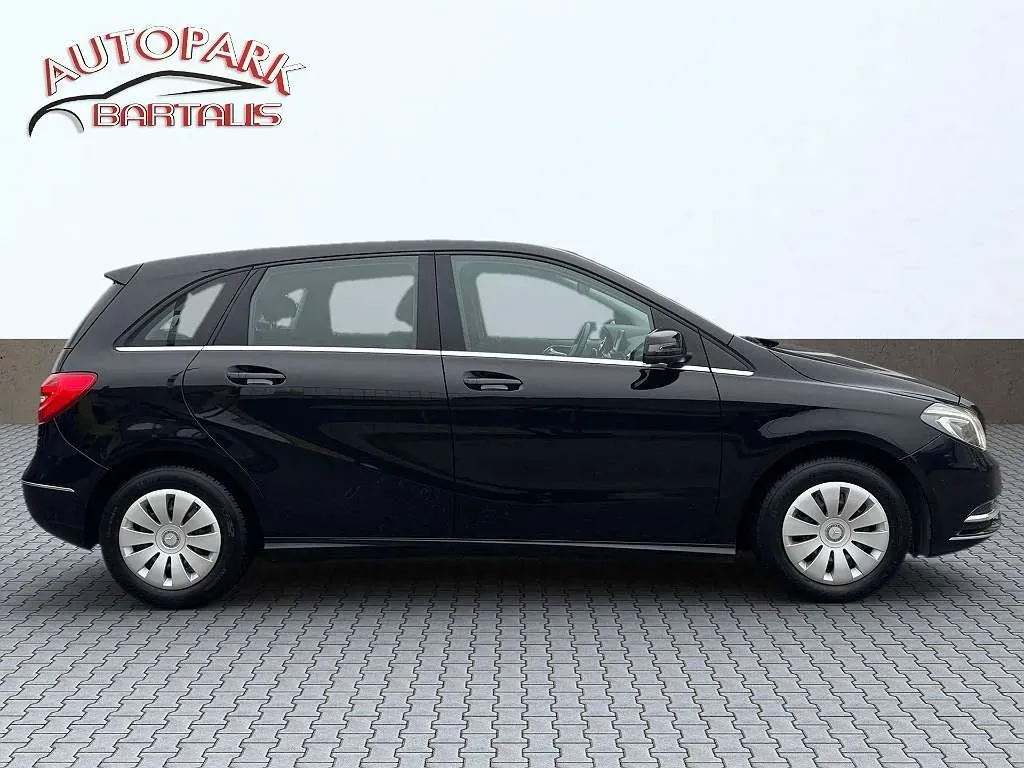 Mercedes-Benz B-Class 2014 photo 3