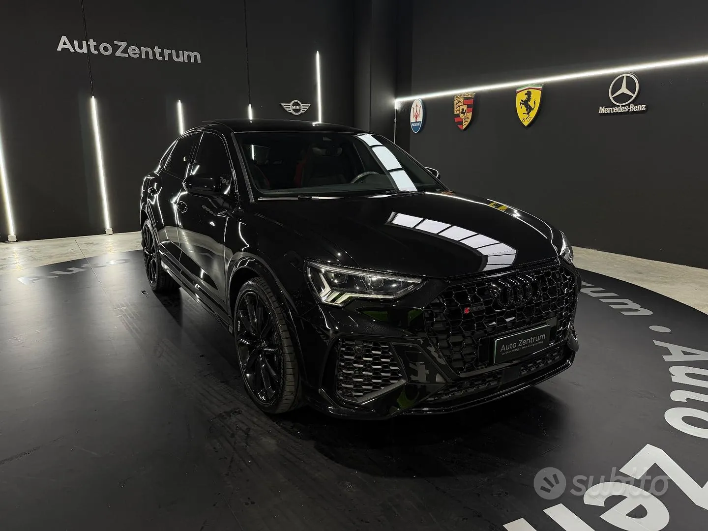 Audi Q3 2023 photo 2