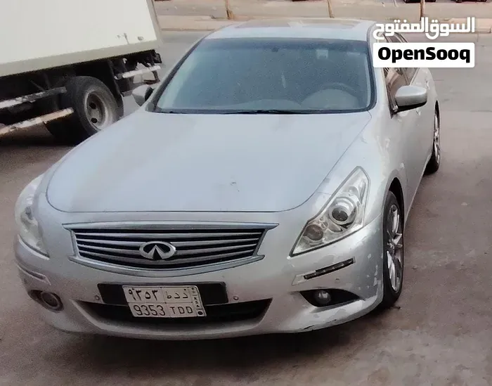 Infiniti G25