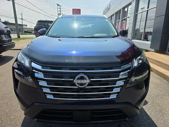 Nissan Rogue 2026 photo 2