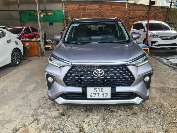 Toyota Veloz Cross