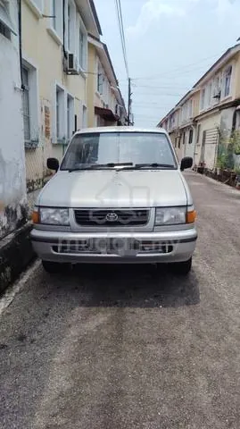 Toyota Unser