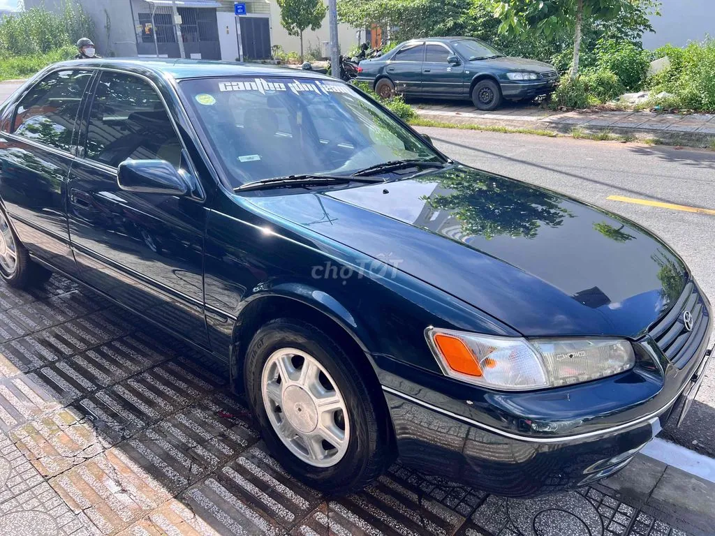 Toyota Camry 1997 photo 3