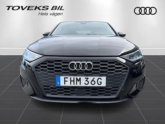 Audi A3 2024 photo 2