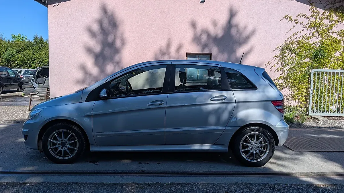 Mercedes-Benz B-Class 2008 photo 3