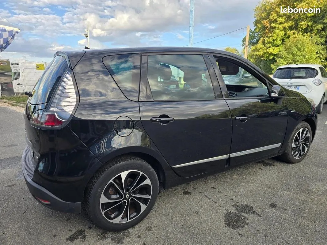 Renault Scenic 2016 photo 3