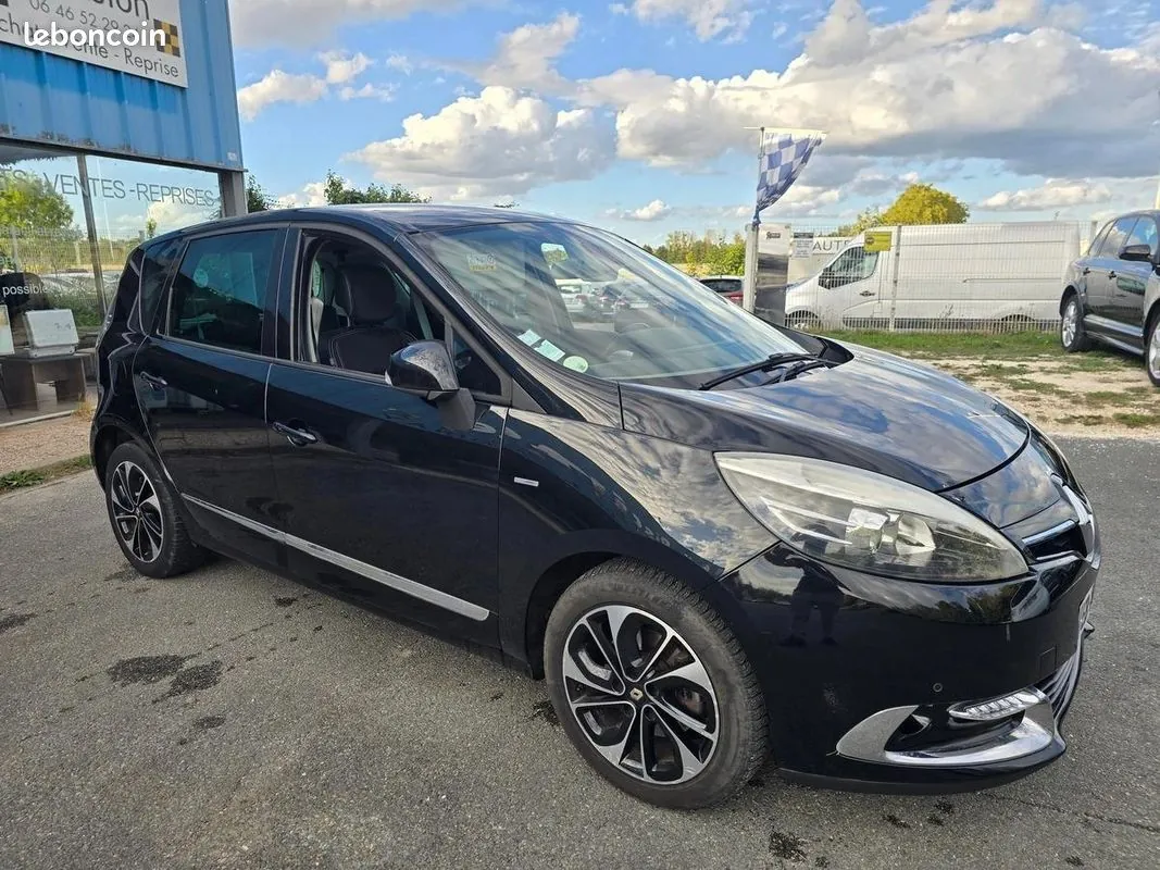 Renault Scenic 2016 photo 2