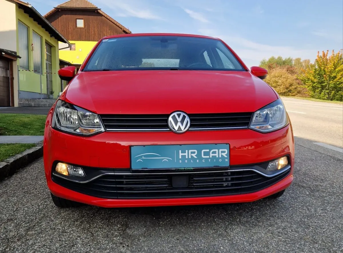 Volkswagen Polo 2015 photo 2
