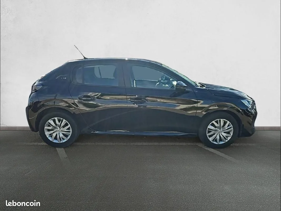 Peugeot 208 2023 photo 4