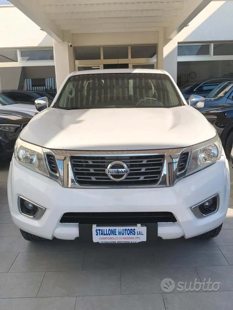 Nissan Navara 2016 photo 2