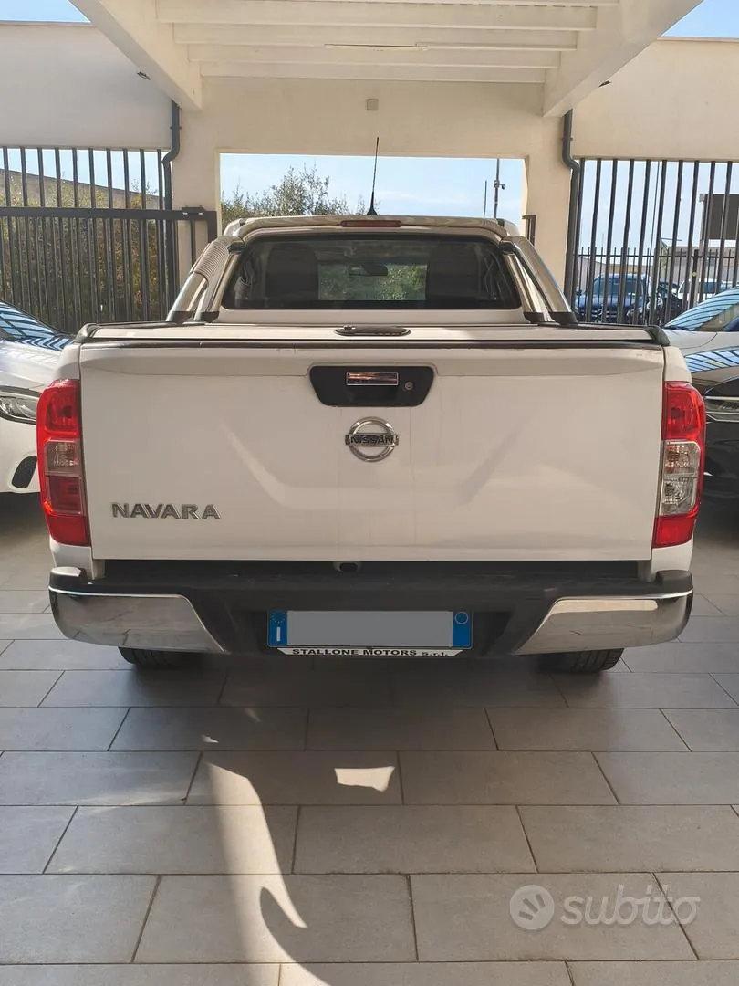Nissan Navara 2016 photo 5