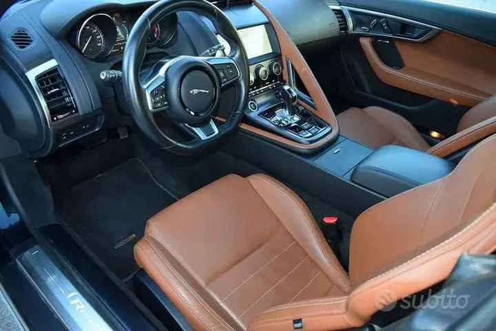 Jaguar F-Type 2019 photo 4