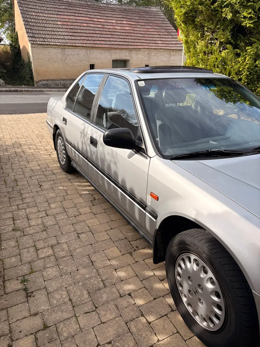 Honda Accord 1992 photo 2