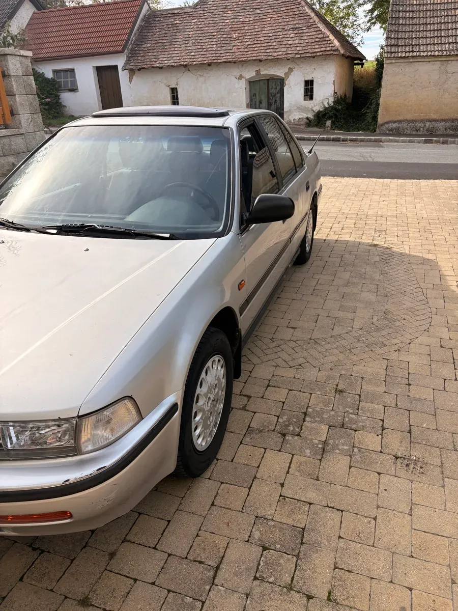 Honda Accord 1992 photo 3