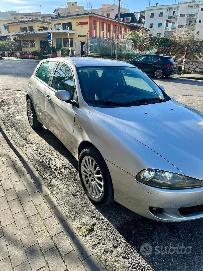 Alfa Romeo 147 2006 photo 4