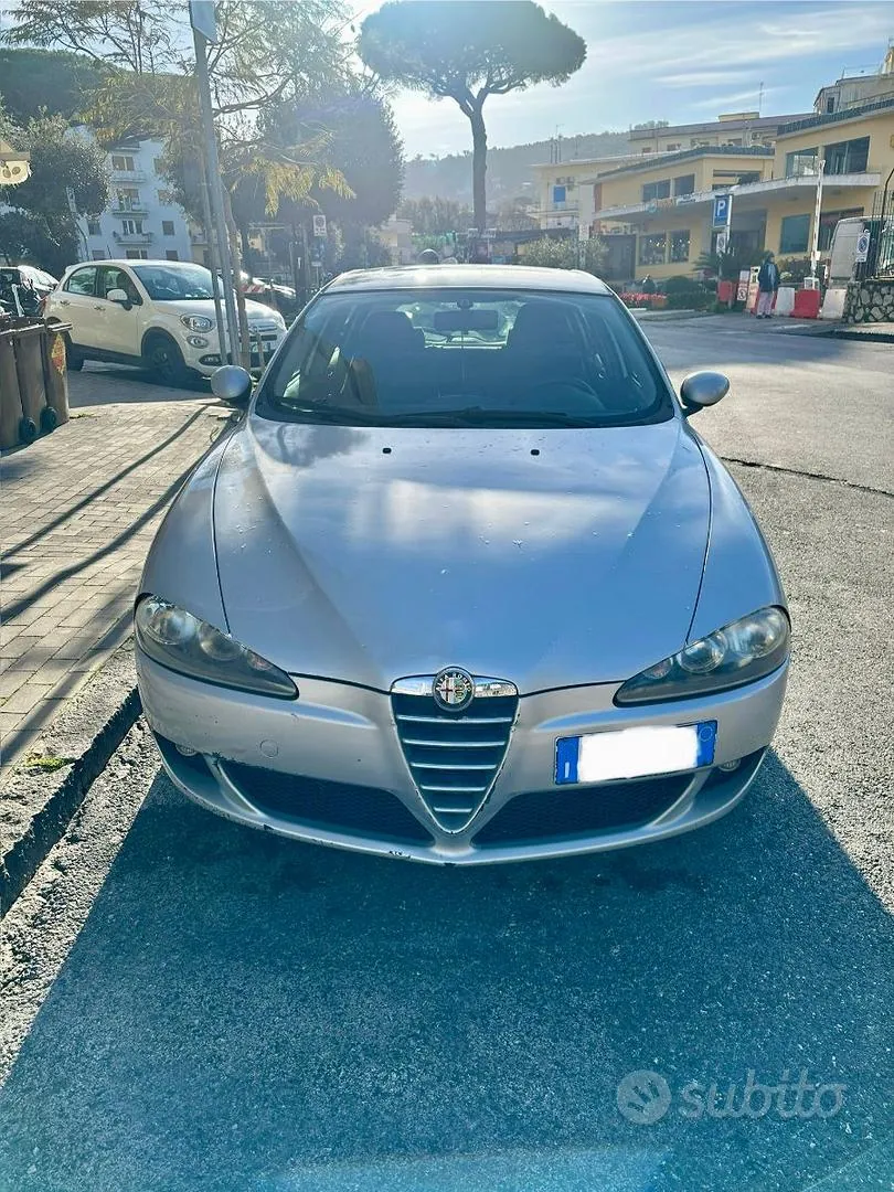 Alfa Romeo 147 2006 photo 2